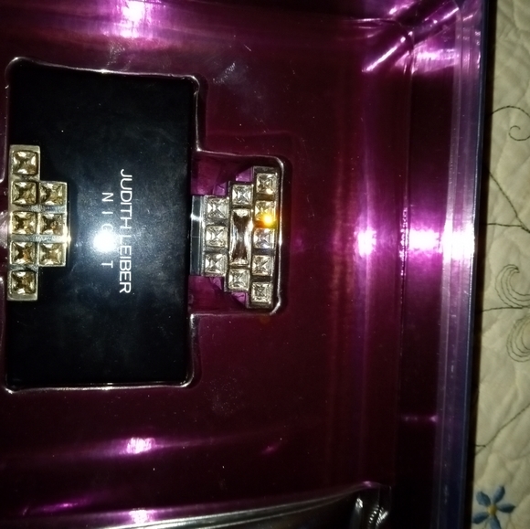 Judith Leiber Night Set - Picture 5 of 6